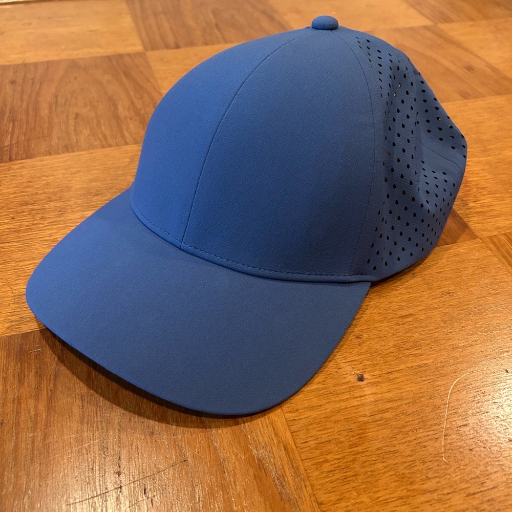 Melin blue Hydrolite Cap